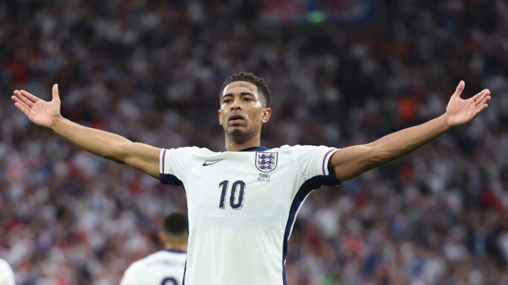 都体：弗拉泰西对加盟尤文持开放态度，国米要价不低于3500万（都灵体育报：弗拉泰西愿考虑加盟尤文，国米要价至少3500万欧元）