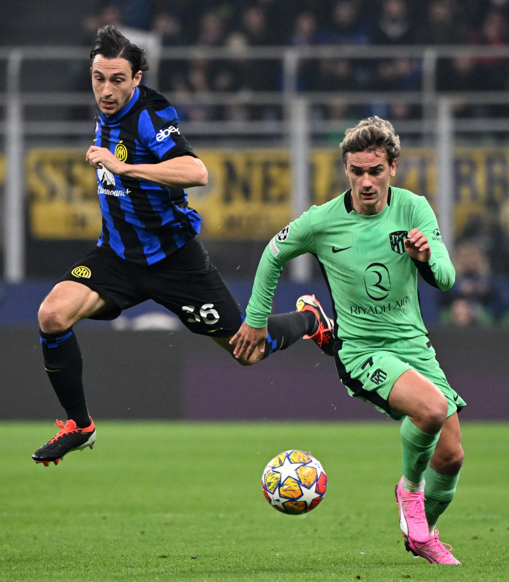 中超转会市场：广州队签下新前锋,（广州队引进新前锋，中超转会市场再起波澜）