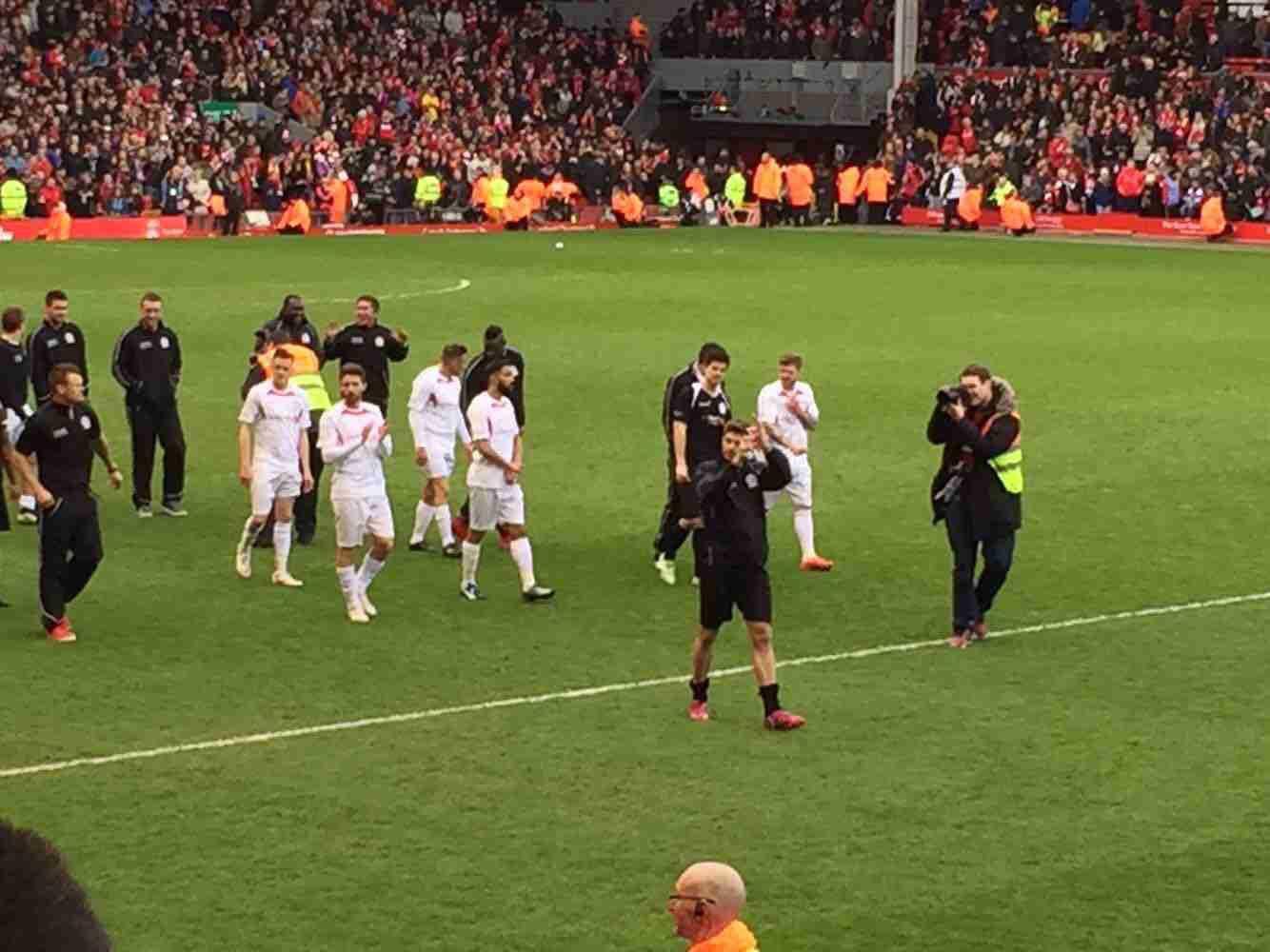 里程碑，弗拉泰西完成了代表国米的第100场比赛（里程碑时刻：弗拉泰西完成国米生涯第100战）