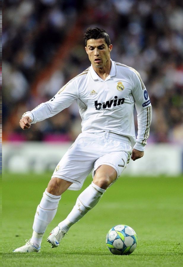 意媒：达米安预计米兰德比归队，姆希塔良未来几天再做检查（意媒：达米安有望赶上米兰德比，姆希塔良将于近日复查）