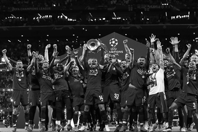 爱尔兰英雄帕洛特：多年第一次哭，都柏林机场为我改名太美好（都柏林机场以我命名太美好，爱尔兰英雄帕洛特：多年首次落泪）