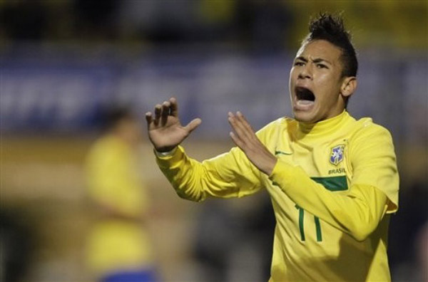 巴萨旧将：足球世界没人能达到梅西的高度，他让我们变得更好（巴萨旧将：足坛无人能与梅西比肩，他让我们更出色）