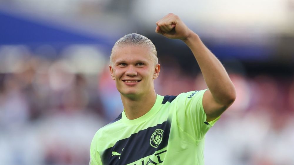 半场战报：博洛尼亚1-2克雷莫内塞，奥尔索利尼点射，瓦尔迪、帕耶罗破门（半场快讯：博洛尼亚1-2落后克雷莫内塞，奥尔索利尼点射，瓦尔迪、帕耶罗进球）