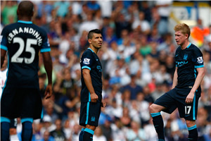 张伯霖：自己进几个球无所谓，只要球队能小组第一出线就行（张伯霖：个人进球不重要，球队小组头名出线才是关键）