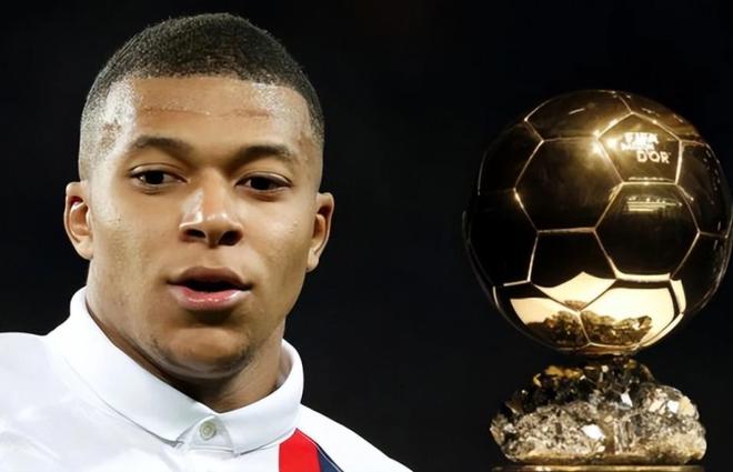 法尔克：赫内斯欣赏施洛特贝克，能否签下要看于帕的续约情况（法尔克：赫内斯看好施洛特贝克，是否引进取决于于帕续约进展）