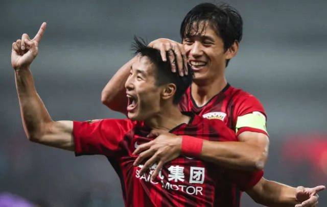 莫雷托：拜仁希望签下中日德兰前锋格鲁达（莫雷托：拜仁有意引进中日德兰前锋格鲁达）